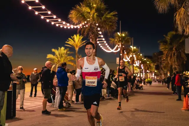 Benidorm Half logo