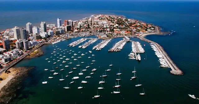 IRONMAN 70.3 Punta del Este logo