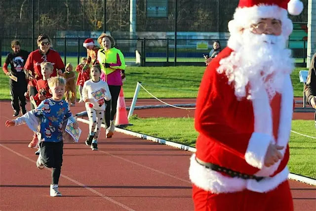 Mini Athletics Fun Run With Santa logo