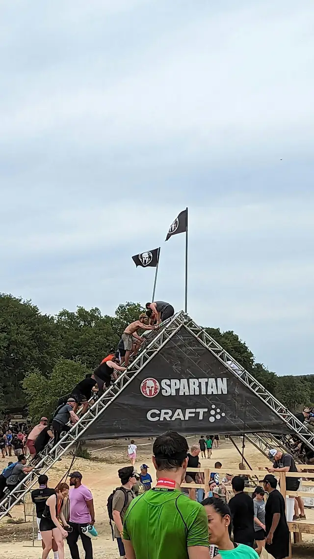 Spartan 5k race logo