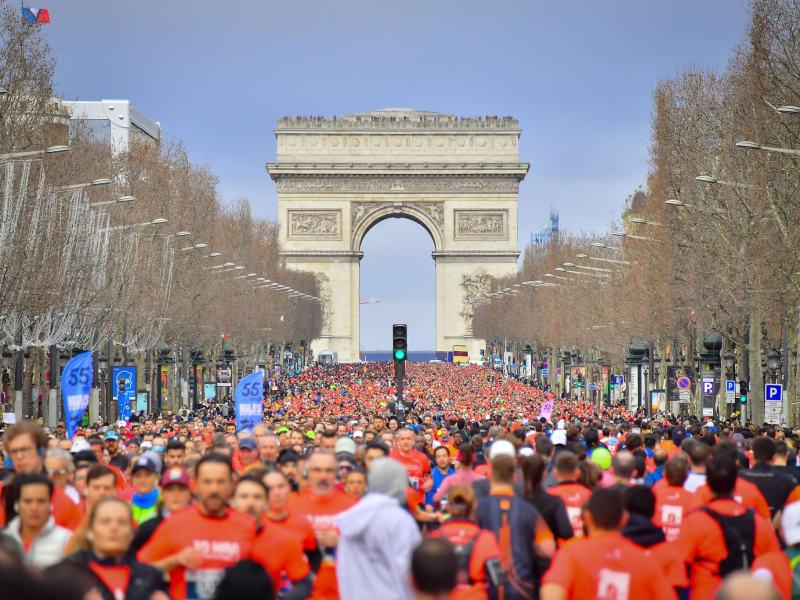 10 km des Champs-Élysées FULFIL