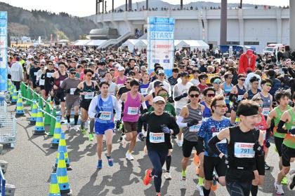 10th Ishinomaki Reconstruction Marathon (第10回いしのまき復興マラソン) Logo