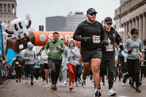 2026 SKECHERS Hot Chocolate Run - St Louis Logo
