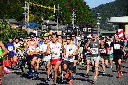 The Home of the Gifu Butterfly — 49th Hida Kanayama Seiryu Marathon (～ギフチョウの里～第49回ひだ金山清流マラソン)