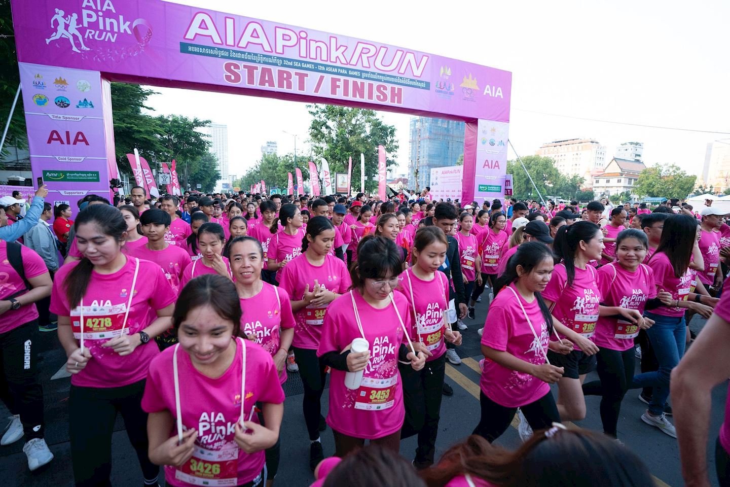 AIA Pink Run - Breast Cancer Awareness Charity Run Logo