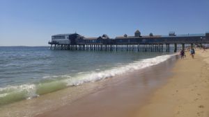 Beach and Road 10K Logo