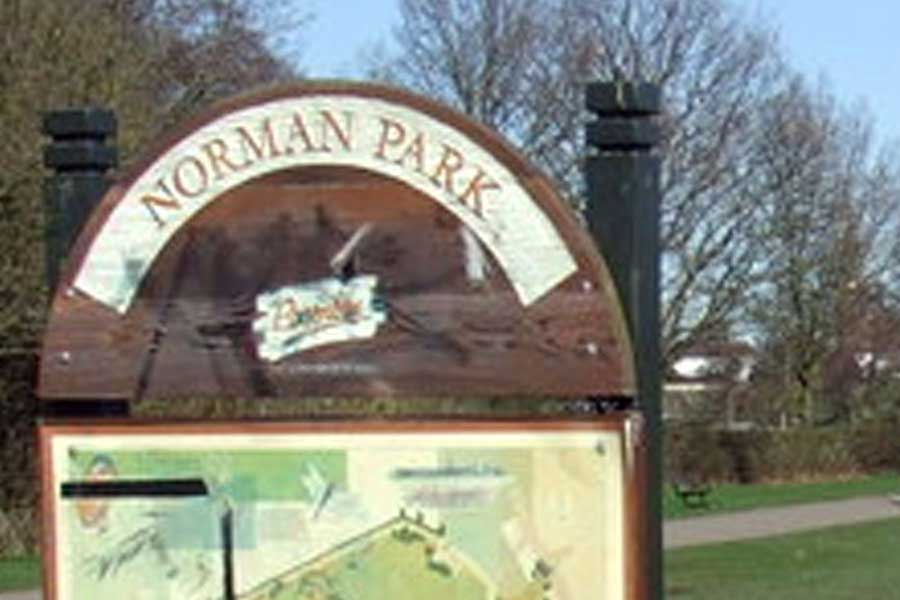 Bromley 10K Logo
