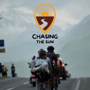 CHASING THE SUN Logo