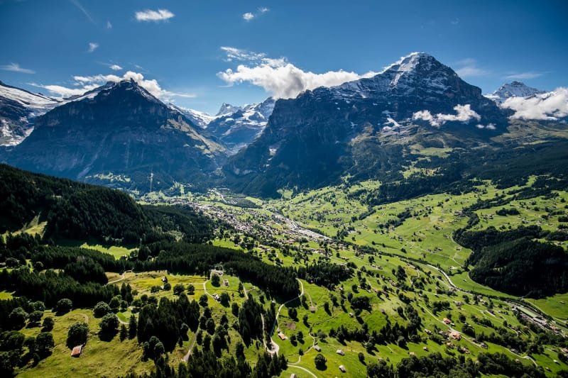 Eiger Ultra Trail® by UTMB - Trail Surprise Logo
