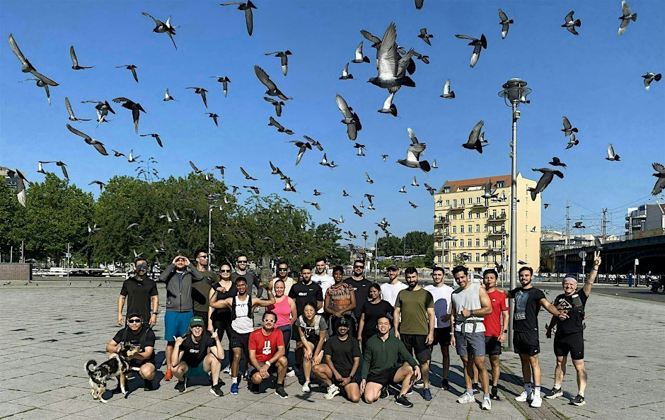 Founders Running Club :: Berlin Logo