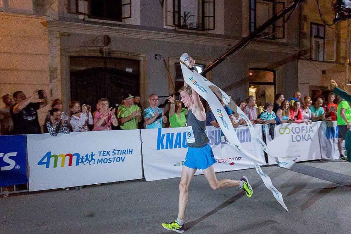 Four Bridges Night Run Logo