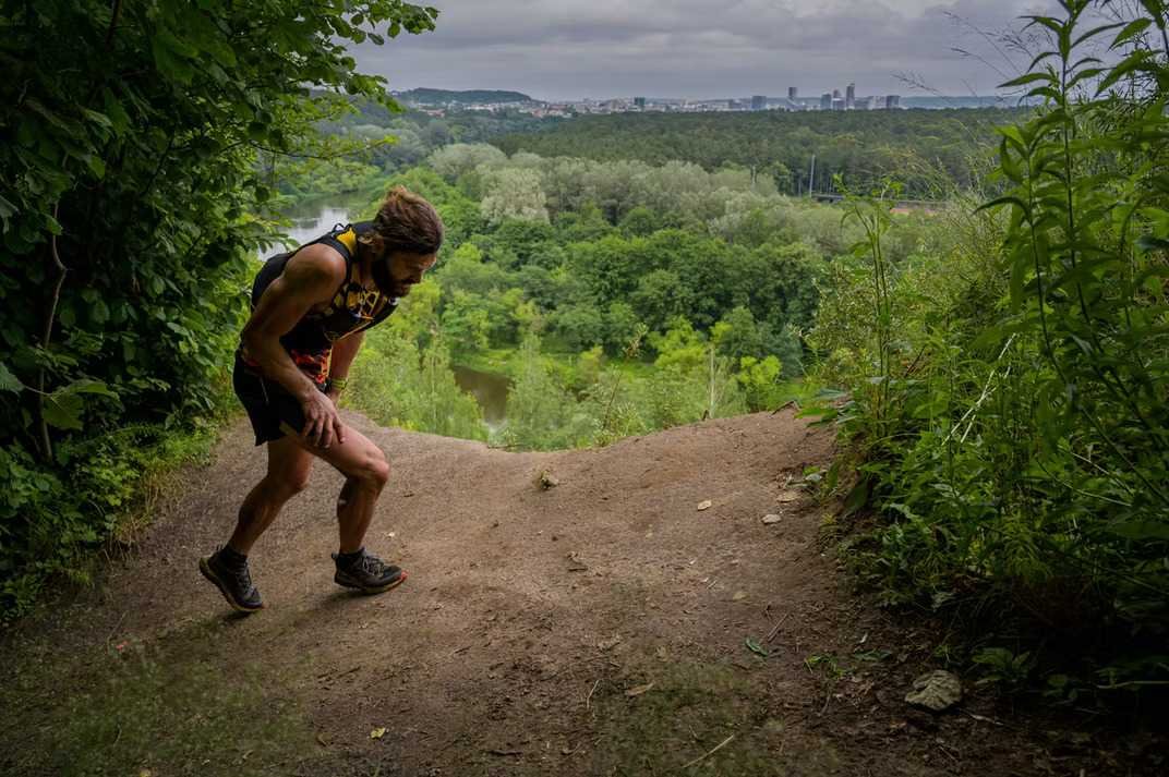 Kernave-Vilnius Trail Logo