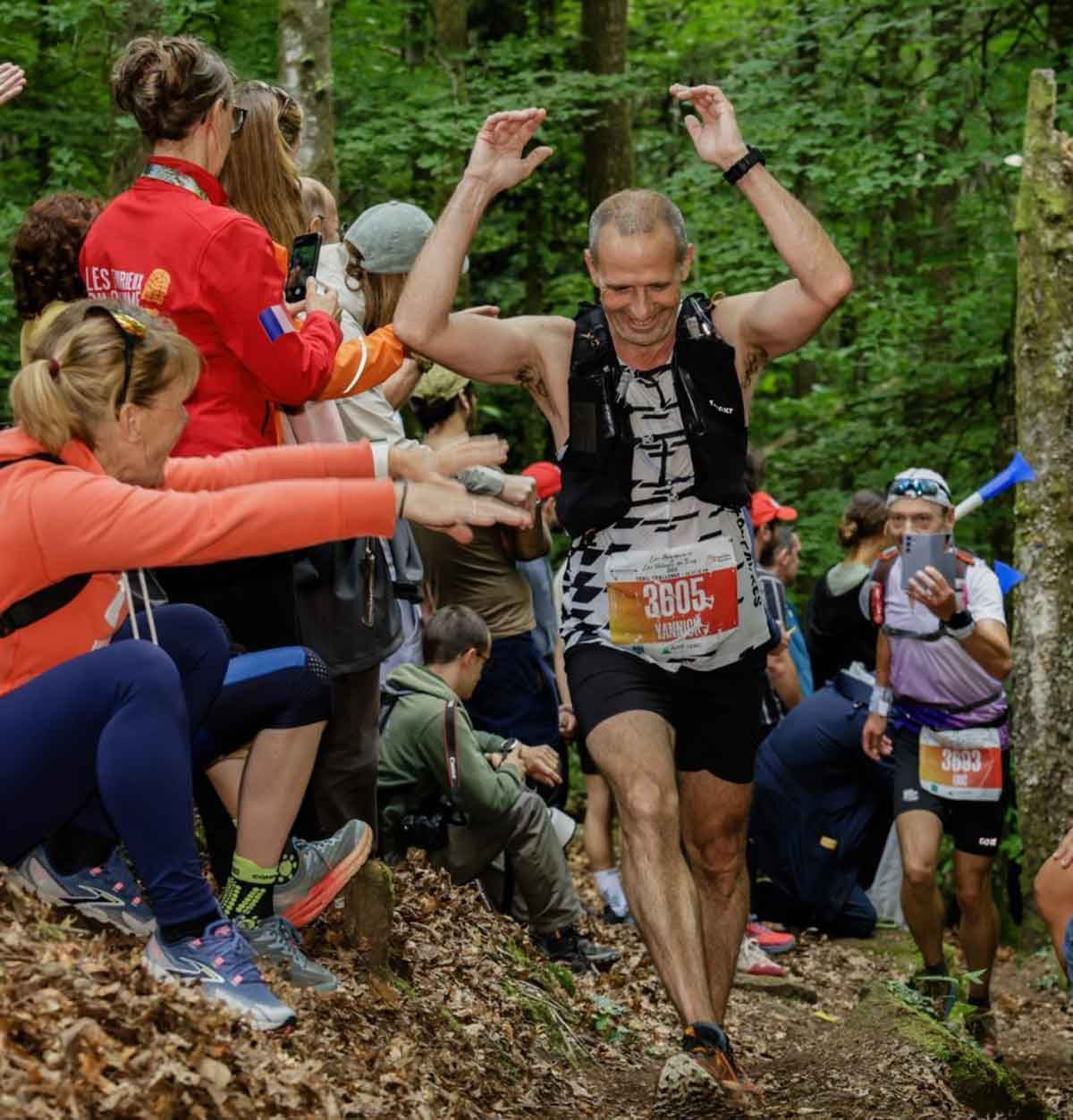 Les Gendarmes et les Voleurs de Temps en Limousin Logo