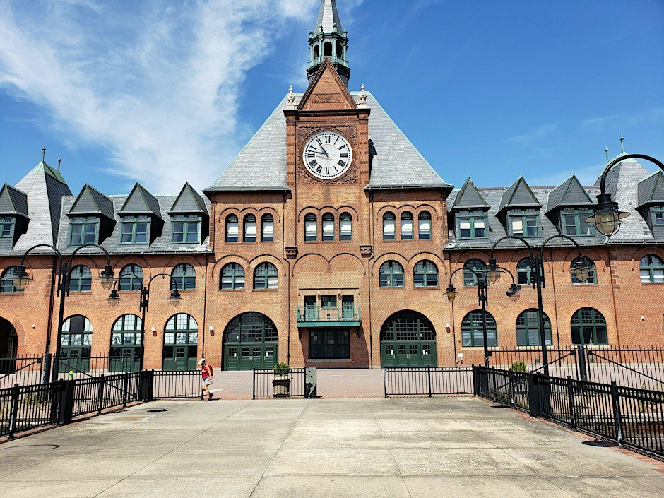 Liberty State Park Loop Walk Logo