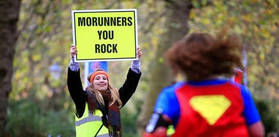 London 1.5k, 5k, 10k and Half Marathon MoRun Logo