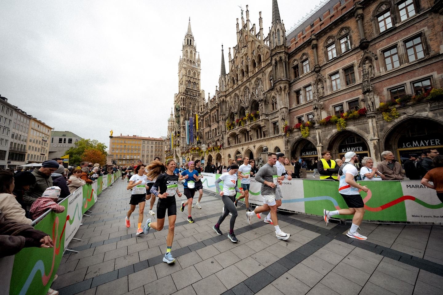 Marathon München by Brooks