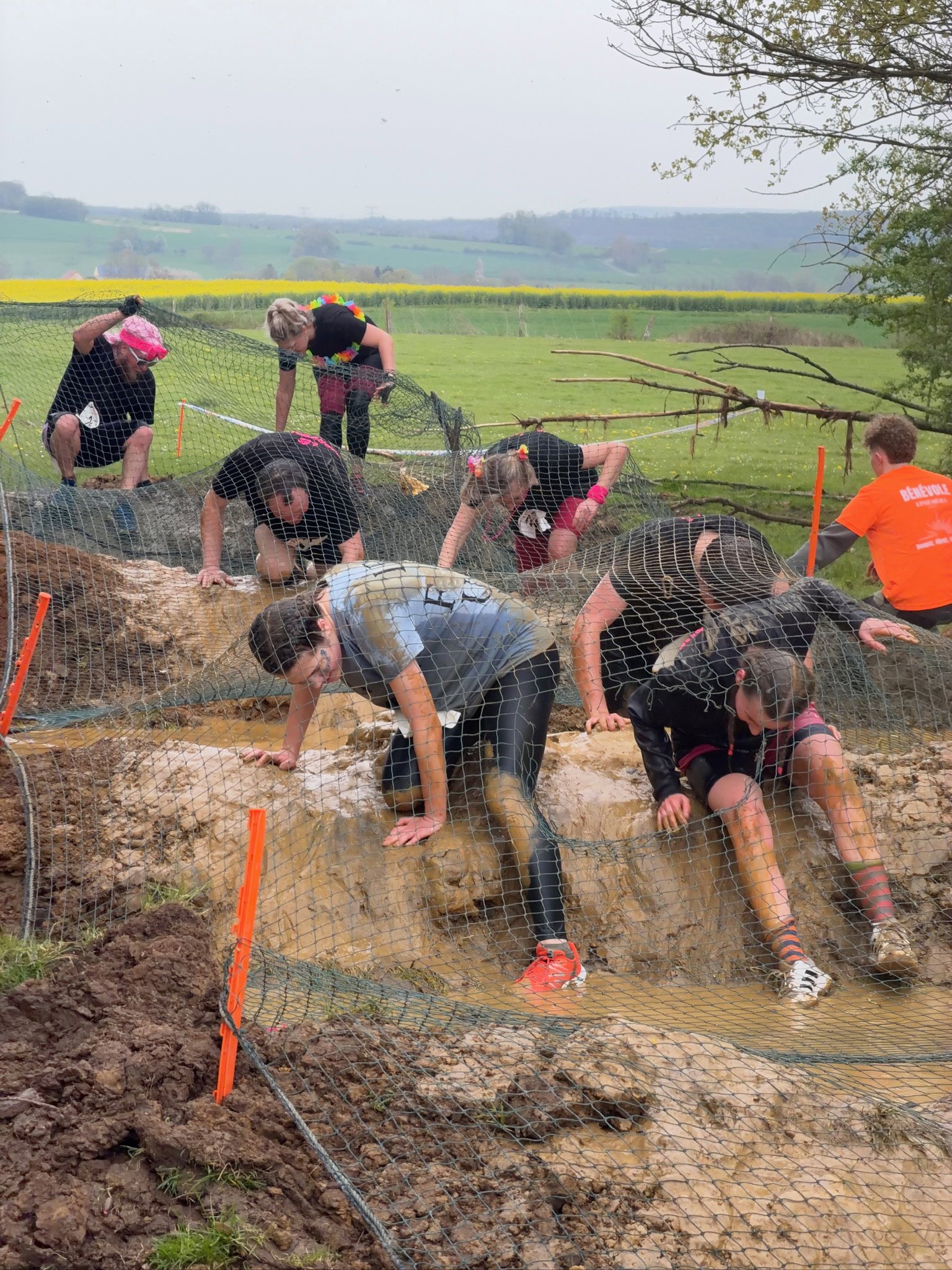 MUD RUN Logo