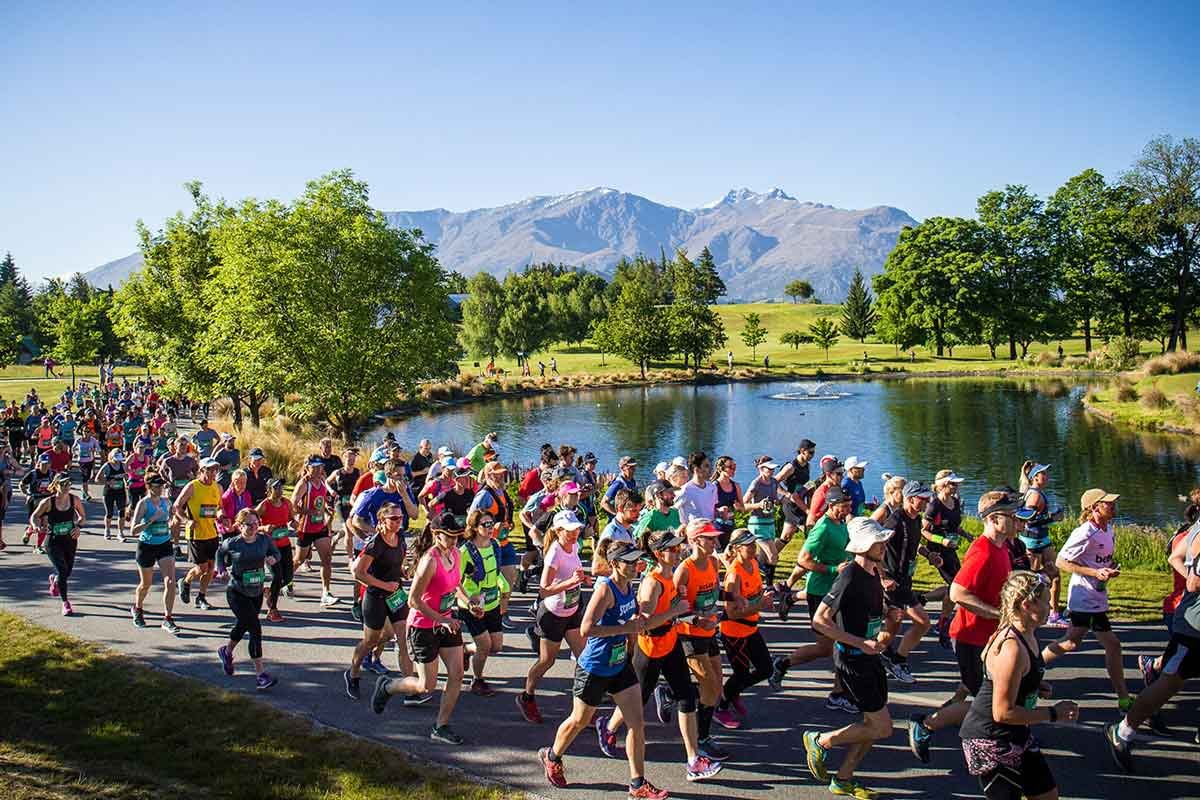 NZ Sotheby's International Realty Queenstown Marathon Logo