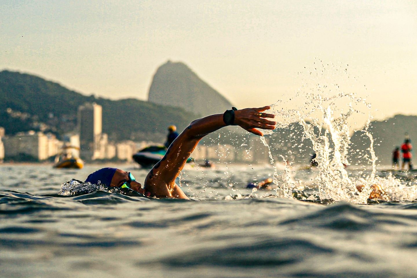 Rei e Rainha do Mar - Copacabana Logo
