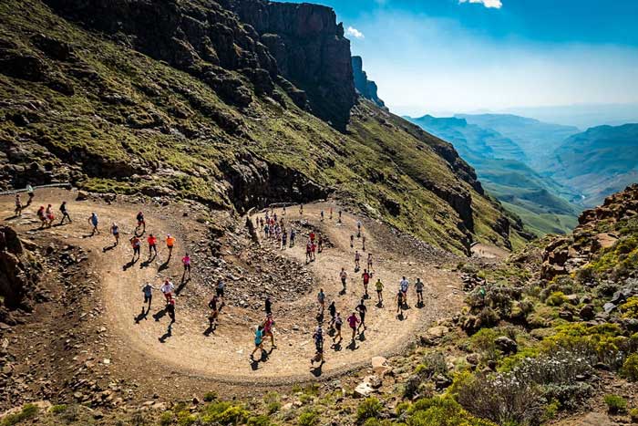 Sani Stagger Marathon Logo