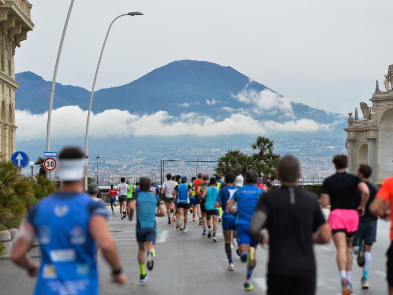 Semi-Marathon de Naples Logo