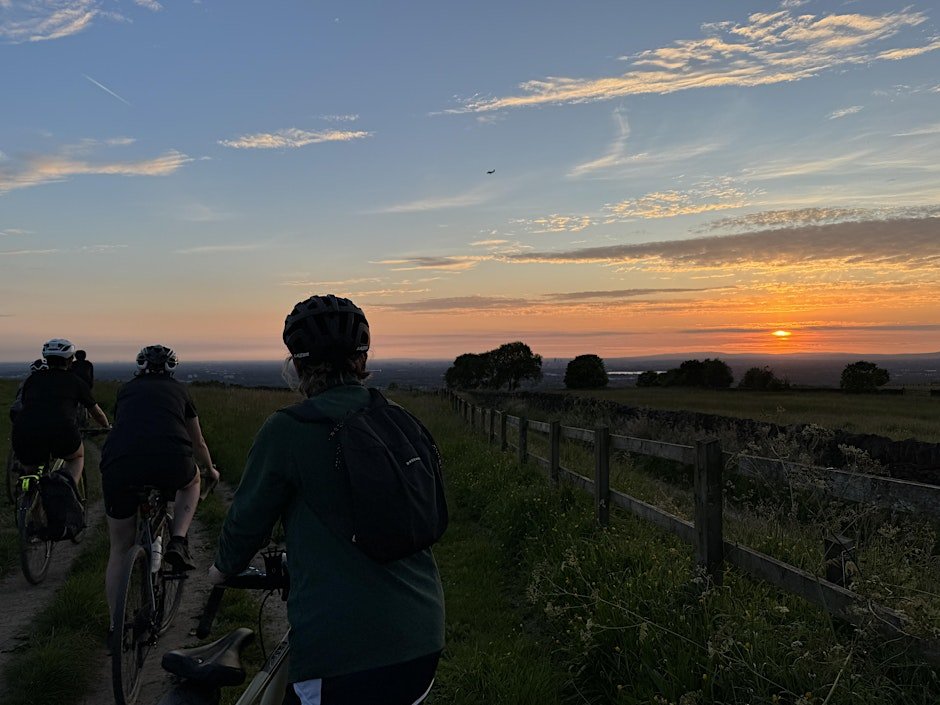 Social Gravel Ride | Hadfield to Brushes | 19km | Women and NB folk only Logo