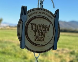 Southern Oregon Runners Turkey Trot Run Logo