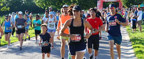 The 5/15 Farm Run Logo