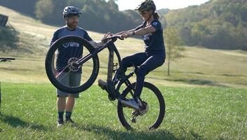 The Roots MTB Flow Clinics Logo