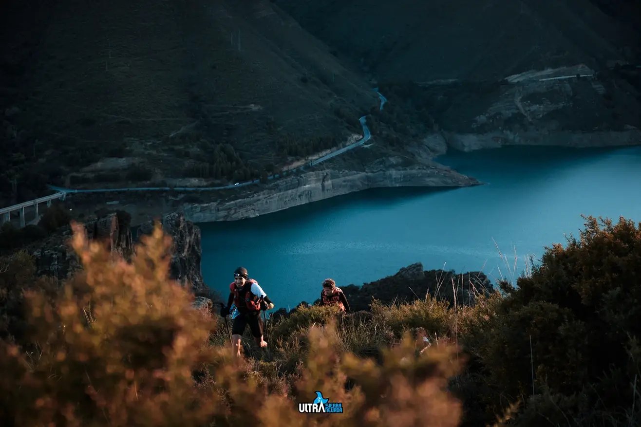 UNICAJA Ultra Sierra Nevada Logo