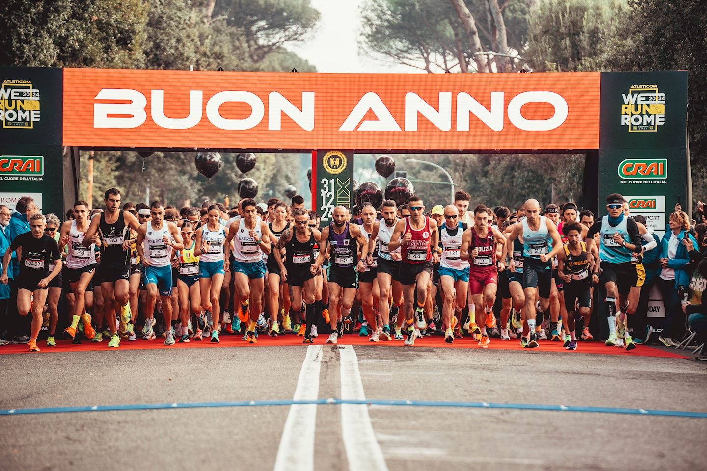 We Run Rome Logo