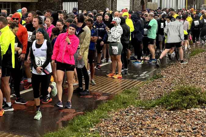 Worthing Seafront 10K Logo